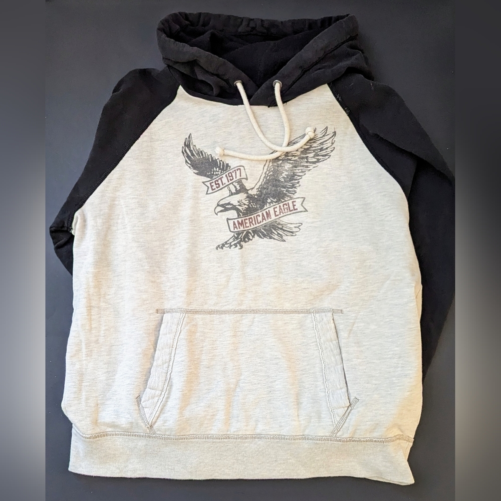 XL/TG American Eagle gray/ navy sleeves hoodie